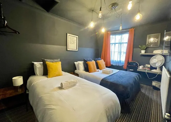 Blue Skye Guest House 8Boutique Hotel